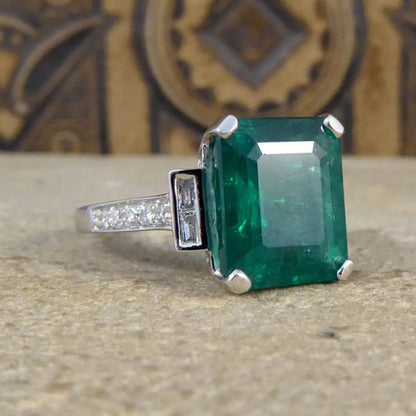 Vintage 5.62ct Emerald and Diamond Ring