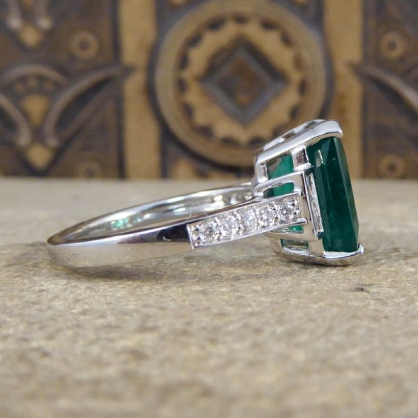 Vintage 5.62ct Emerald and Diamond Ring