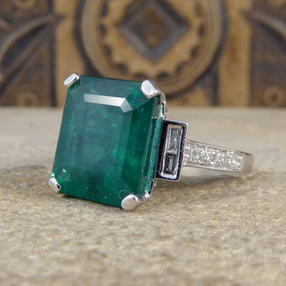 Vintage 5.62ct Emerald and Diamond Ring