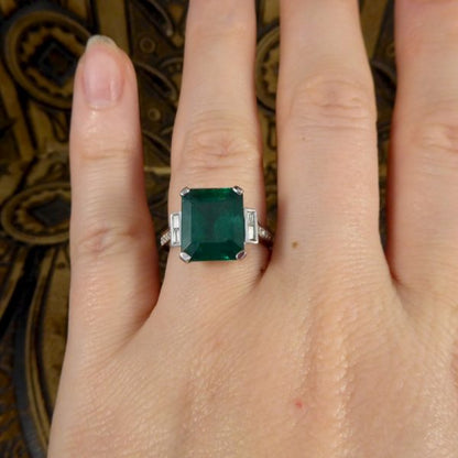 Vintage 5.62ct Emerald and Diamond Ring