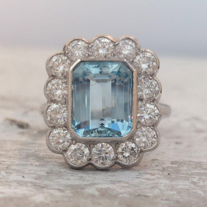 Vintage 8ct Aquamarine and Diamond Cluster Ring
