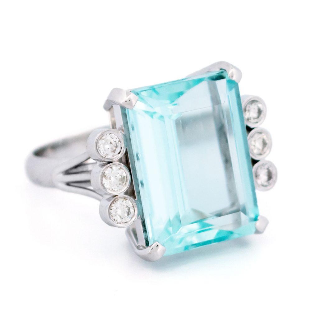 Vintage 9ct Aquamarine and Diamond Dress Ring