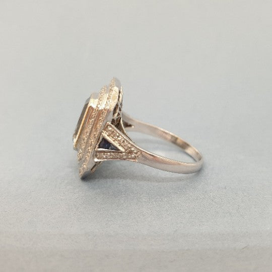 Vintage Aquamarine and Diamond Cluster 18ct Gold Ring