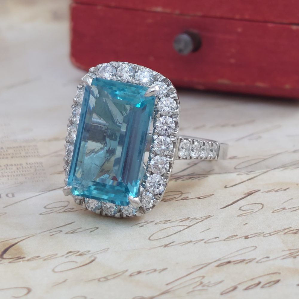 Vintage Aquamarine and Diamond Cluster Ring PU2