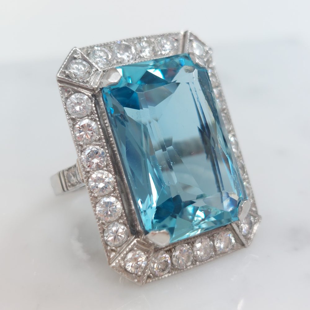 Vintage Aquamarine and Diamond Dress Ring, 20cts