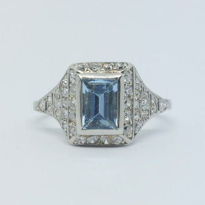 Vintage Aquamarine and Diamond Ring