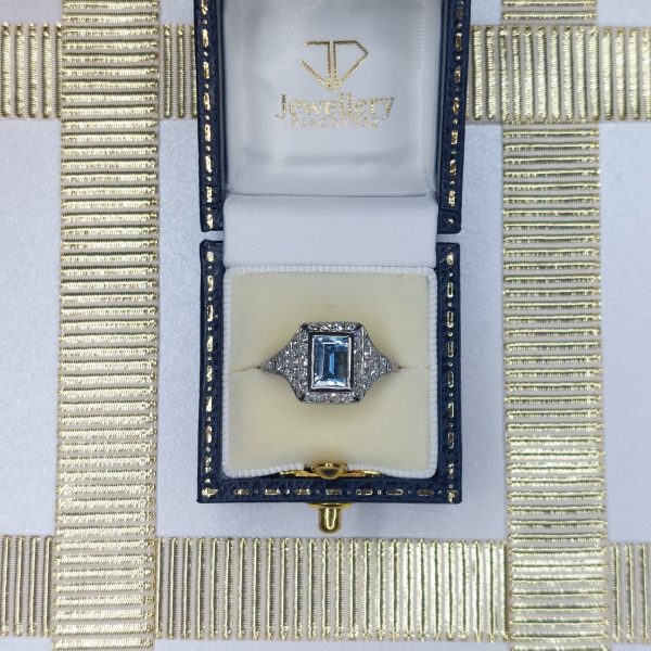 Vintage Aquamarine and Diamond Ring