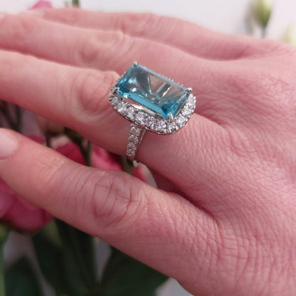 Vintage Aquamarine and Diamond Cluster Ring