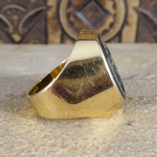 Vintage Carved Bloodstone 18ct Gold Signet Ring