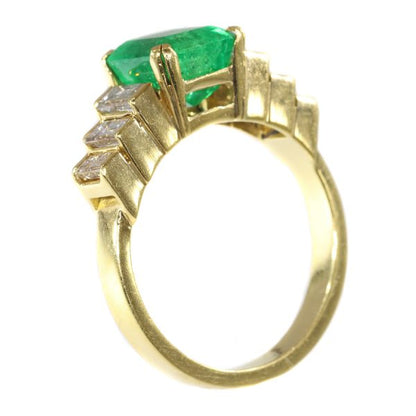 Vintage Colombian Emerald Diamond 18ct Gold Ring