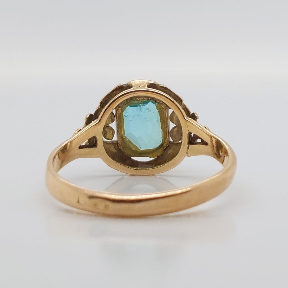 Vintage Emerald Solitaire Gold Ring