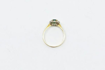 Vintage Emerald and Diamond Gold Cluster Ring