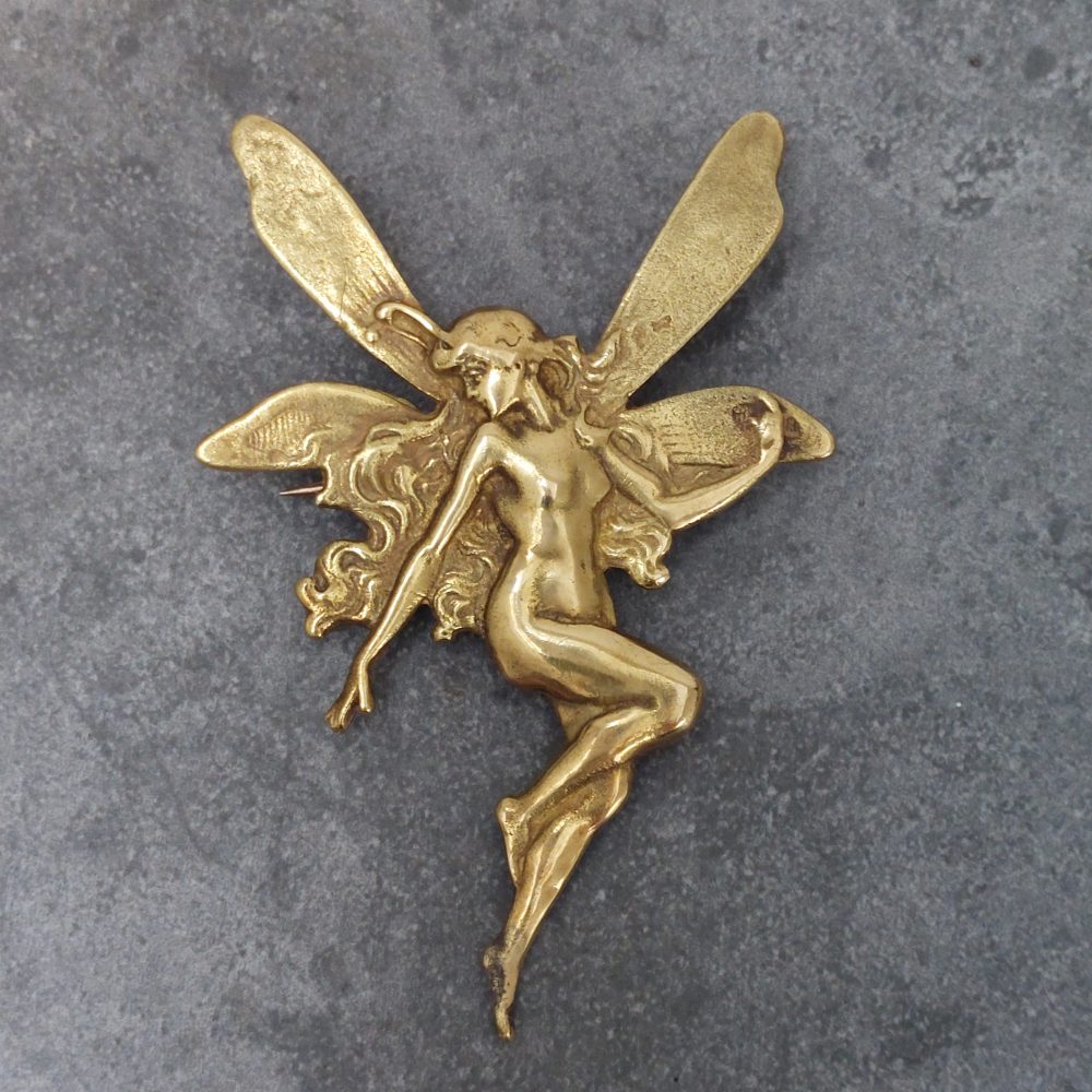 Vintage Fairy 18ct Gold Brooch