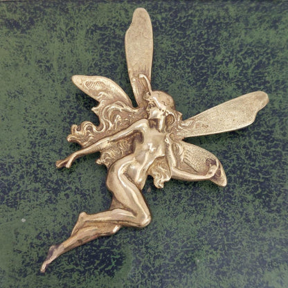 Vintage Fairy 18ct Gold Brooch