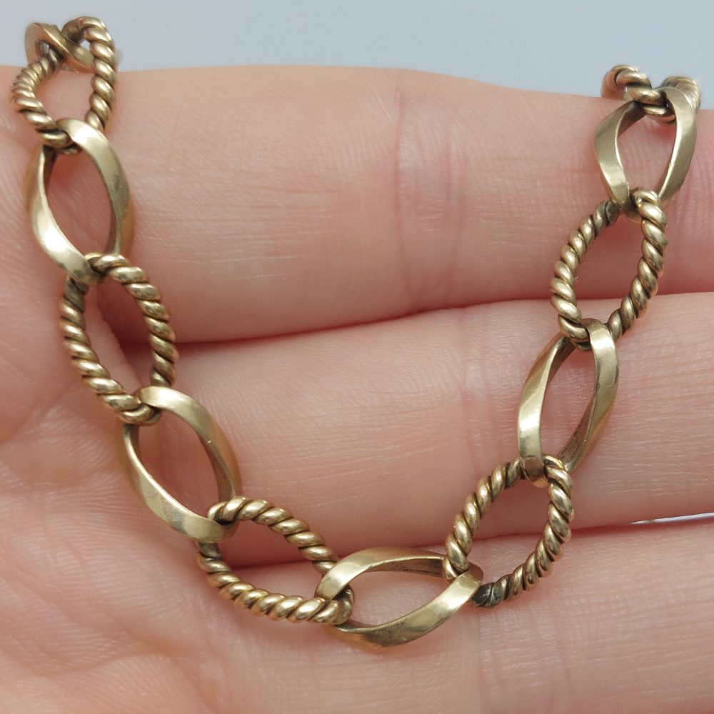 Vintage Fancy Open Curb Link Gold Bracelet