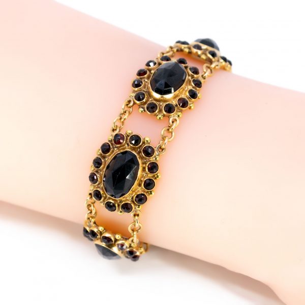 Vintage Garnet and Gold Bracelet