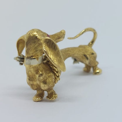 Vintage Dachshund Dog Gold Brooch