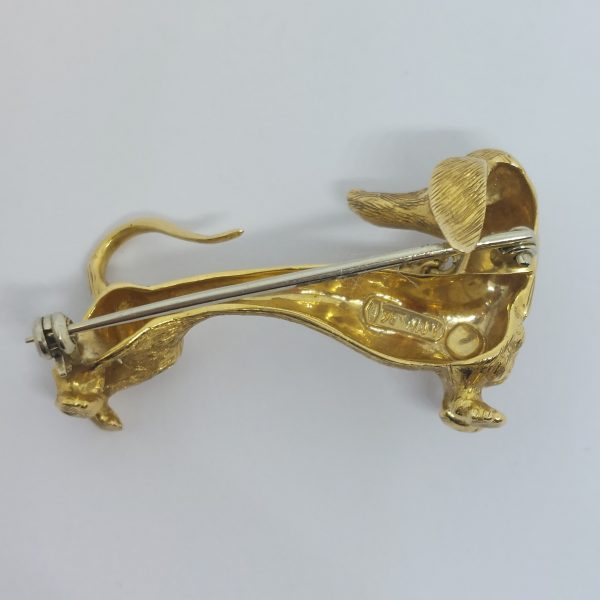 Vintage Dachshund Dog Gold Brooch