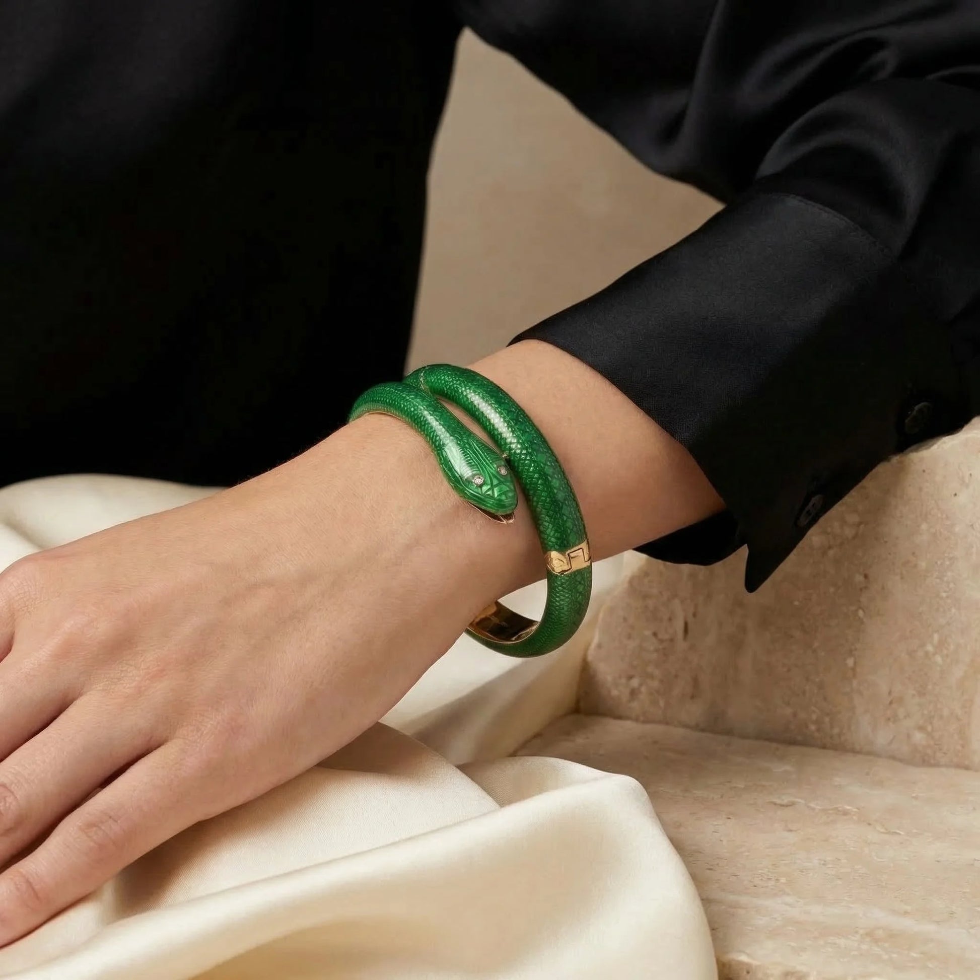 Vintage Green Enamel Snake Bracelet 18 Carat Gold Circa 1970's