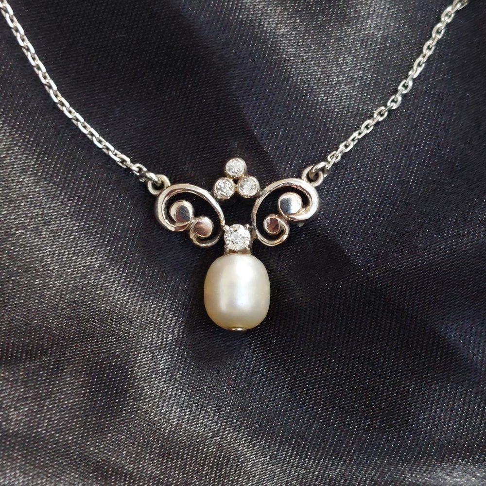 Vintage Pearl and Diamond Pendant Necklace