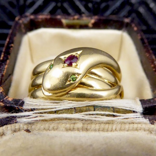 Vintage Ruby and Demantoid Garnet 18ct Gold Ring