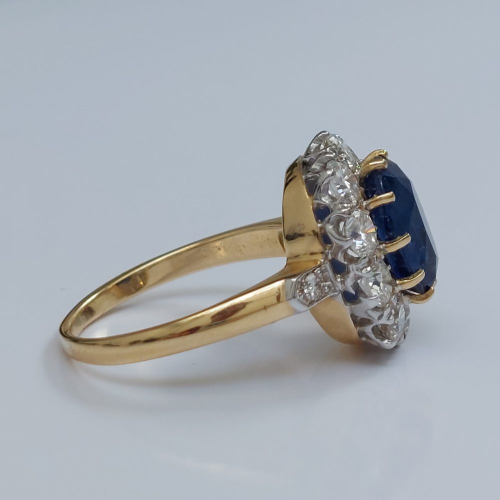 Vintage Sapphire and Diamond Cluster Ring, 3 Carats