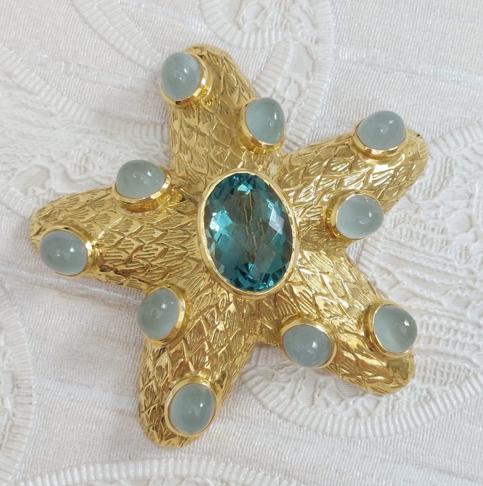 Vintage Starfish Gold Brooch