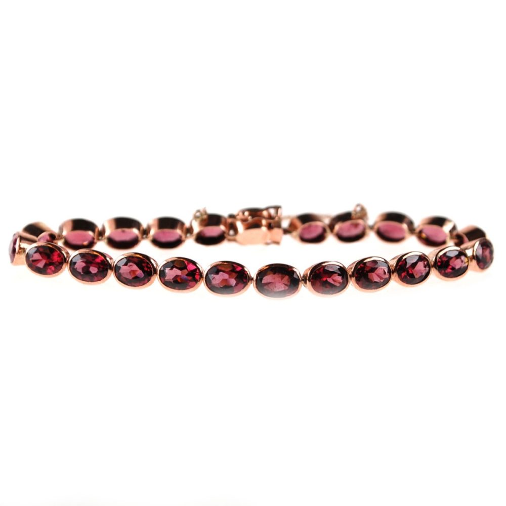 Vintage Style Garnet and Gold Bracelet