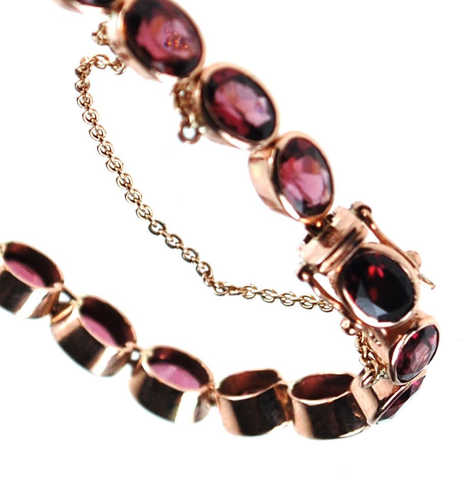 Vintage Style Garnet and Gold Bracelet