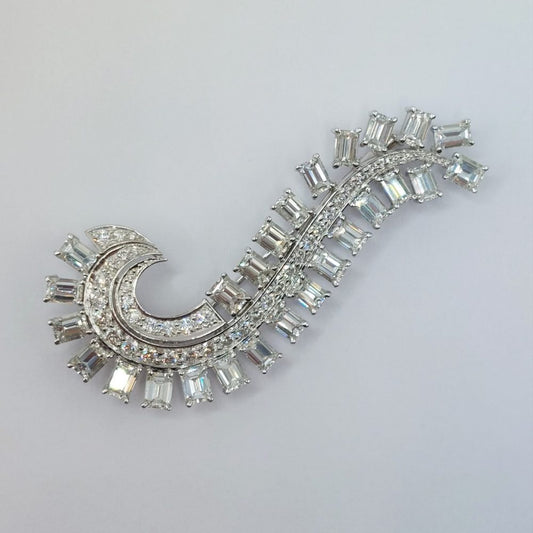Vintage Stylized 8.50ct Diamond feather Brooch