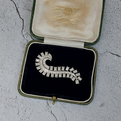Vintage Stylized 8.50ct Diamond feather Brooch