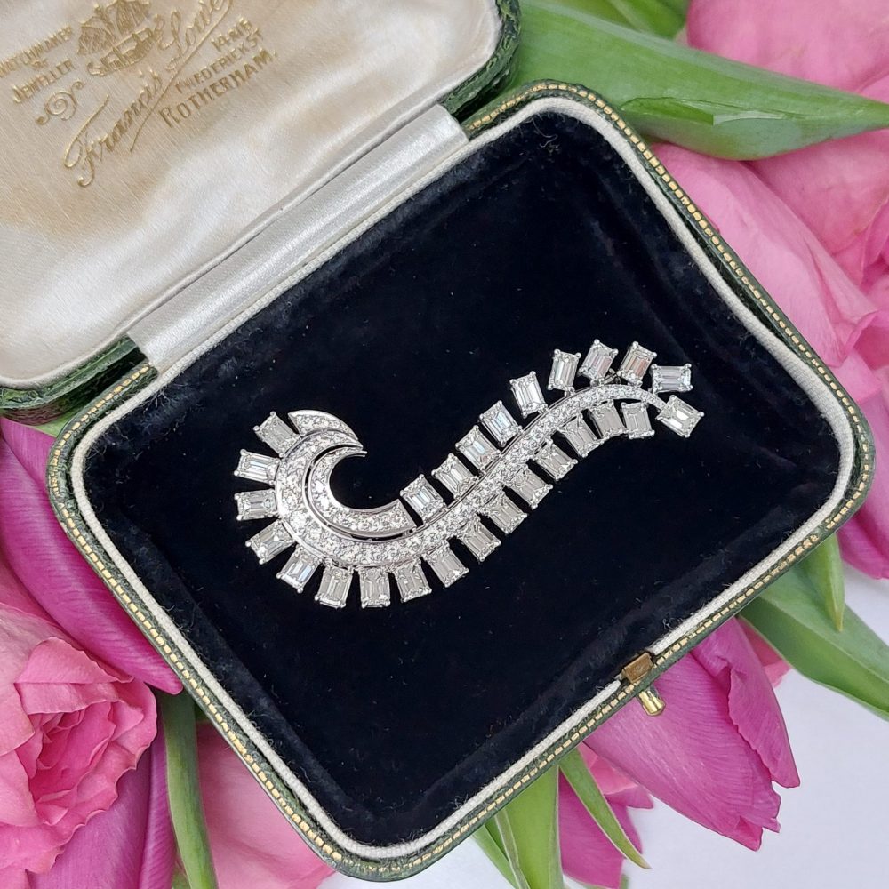 Vintage Stylized 8.50ct Diamond feather Brooch