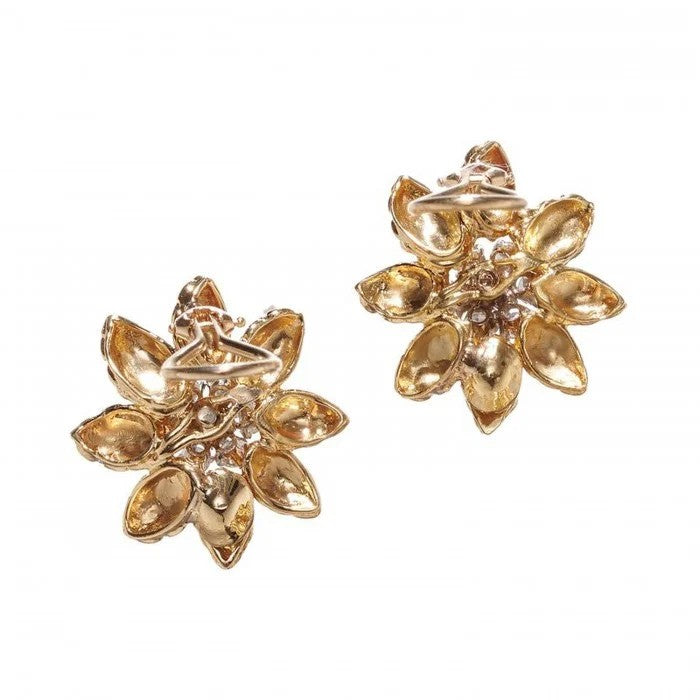 Vintage Van Cleef and Arpels Diamond and Gold Flower Brooch Earrings Suite