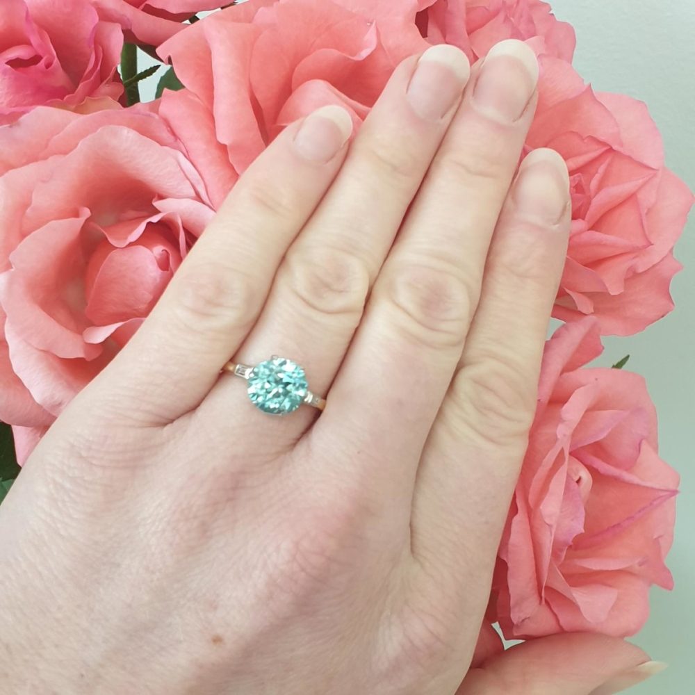 Vintage Zircon and Diamond 18ct Gold Platinum Ring