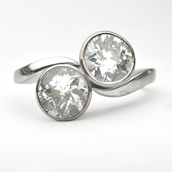 Vintage two Stone Toi et moi Diamond Crossover Ring, 1.60cts
