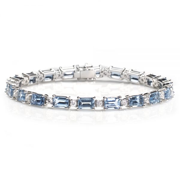 Aquamarine and Diamond Link Bracelet
