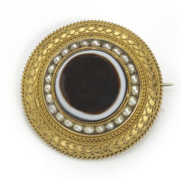 Antique Victorian Etruscan Revival Banded Agate Brooch 19th century jewellery