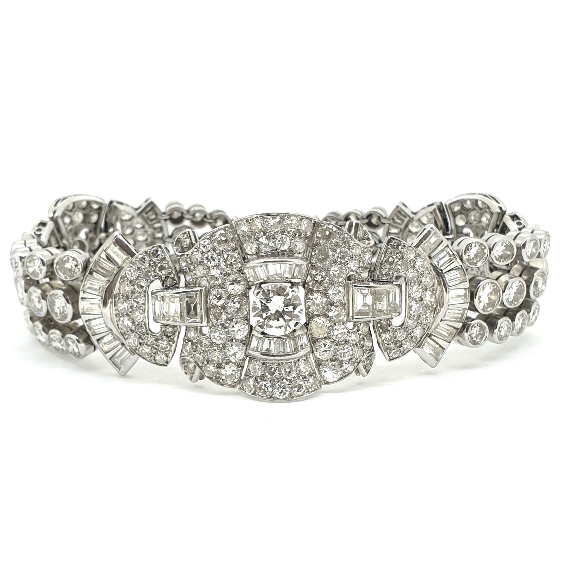 Art Deco Diamond Bracelet 14 carats
