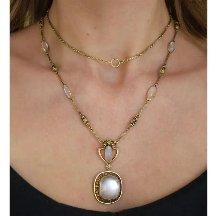 Art Nouveau Antique Moonstone and Gold Pendant Necklace, Circa 1890