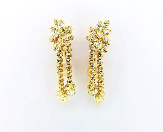 Brilliant Cut and Briolette Drop Diamond Necklace Earrings Suite, 25.63cts