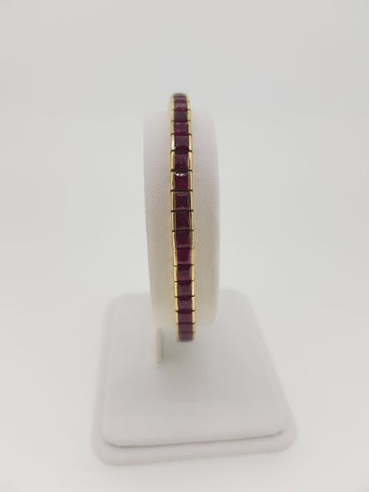 French Cut Ruby Line Bracelet in 14ct Gold, 10.00 carat total