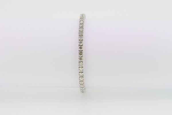 Diamond Line Bracelet in 18ct White Gold, 9.08 carat total