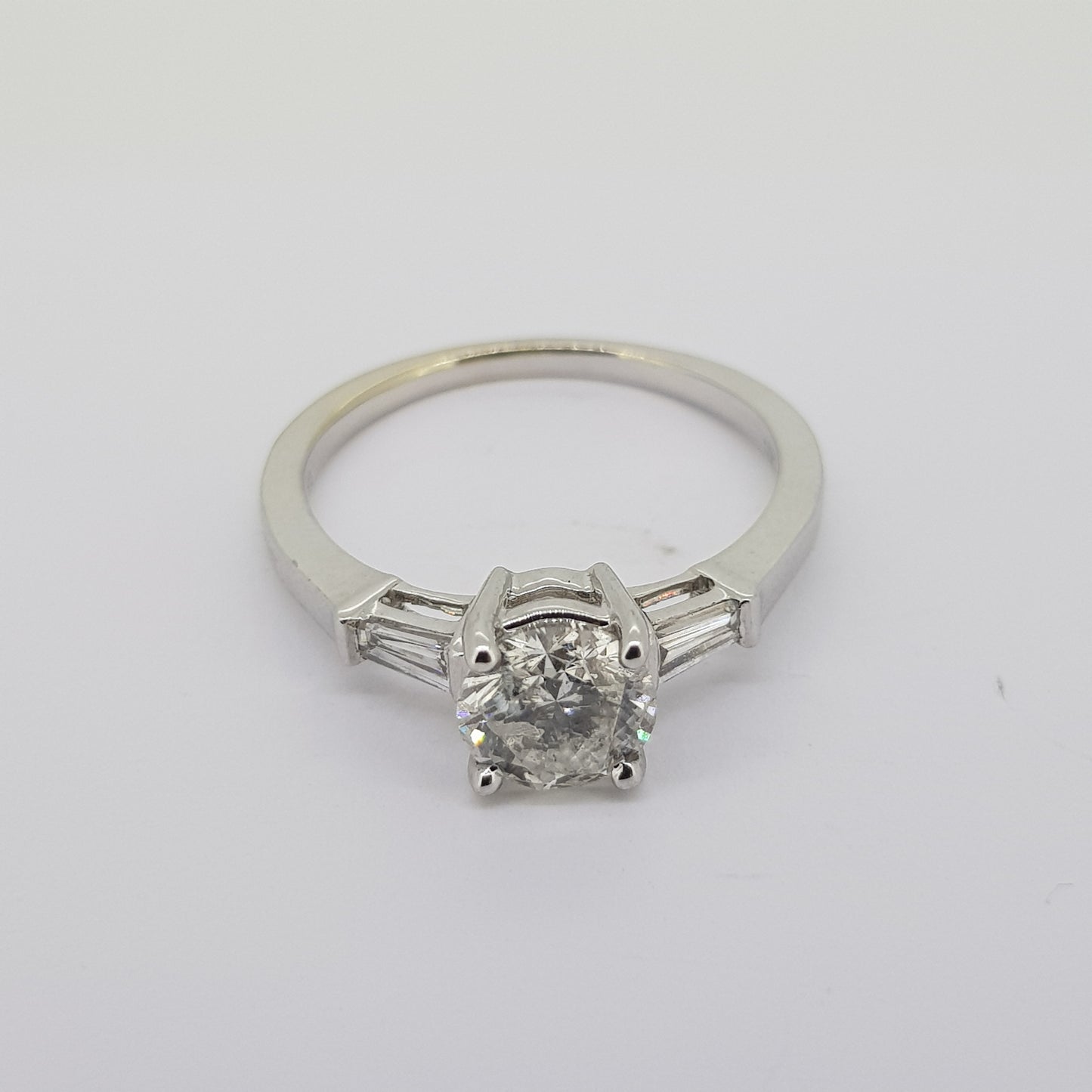 White gold Solitaire diamond ring 0.98c