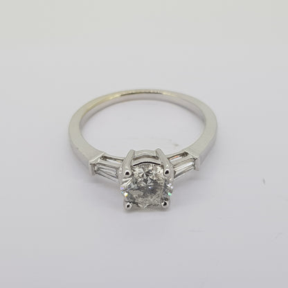 White gold Solitaire diamond ring 0.98c