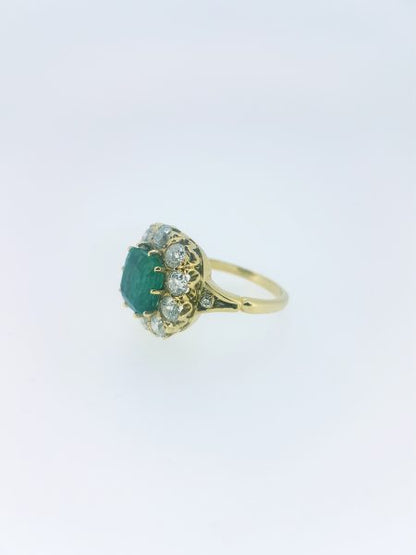 Emerald and Diamond Cluster Ring in Yellow Gold, 3.65 carats