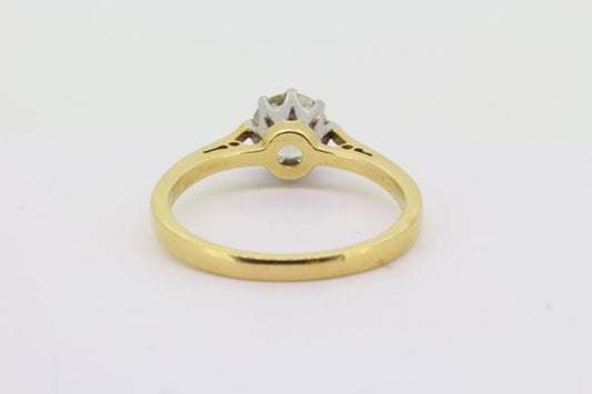 Classic 0.73ct Diamond Solitaire Engagement Ring in 18ct Gold