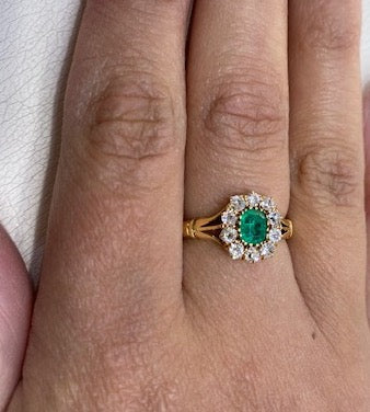 Vintage Emerald and diamond Ring