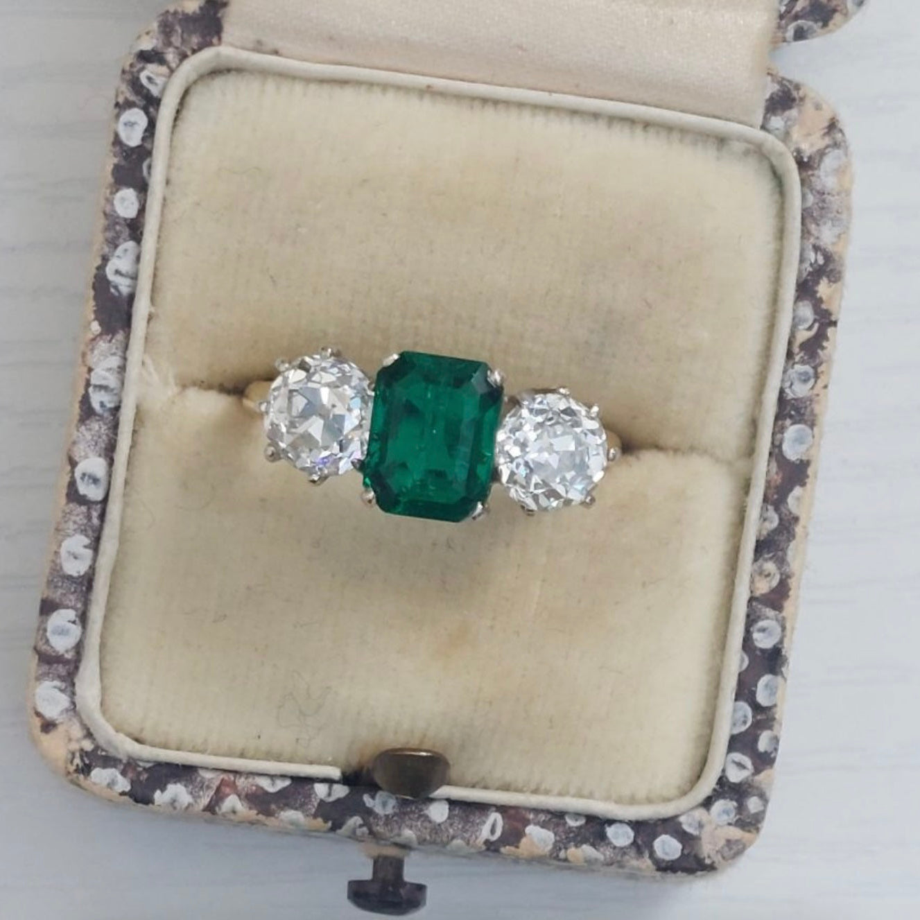 Vintage emerald ring UK 