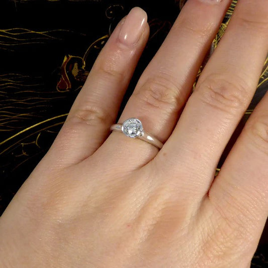 Diamond solitaire engagement ring in white gold.