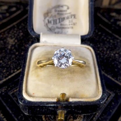 1920's 1.00 carat diamond solitaire engagement ring in gold and platinum.
